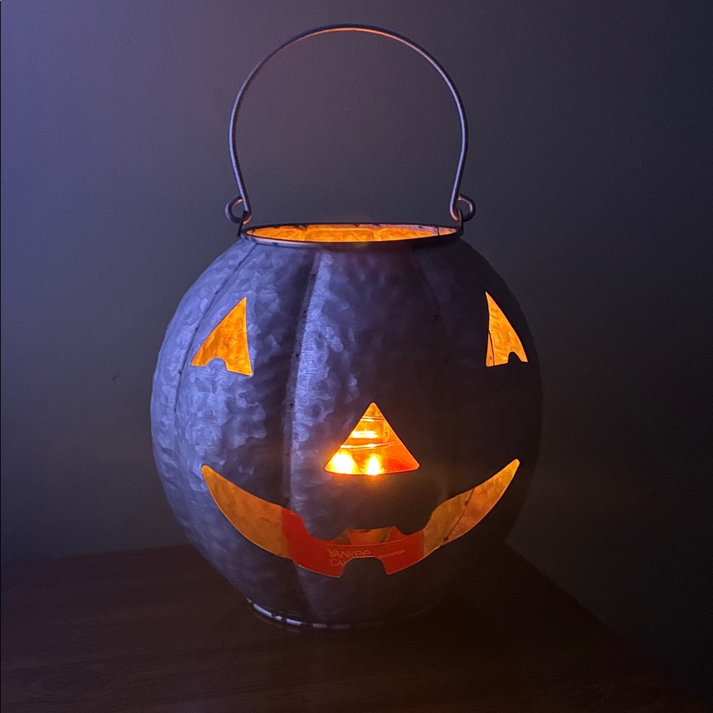 Ashland - Galvanize Jack-O-Lantern Luminaria - Picture 1 of 11